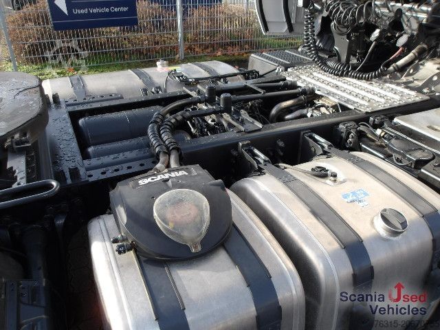 Tractor estándar Scania R 460 NA - HYDRAULIK - HIGHLINE - 2x TANKs - ACC -
