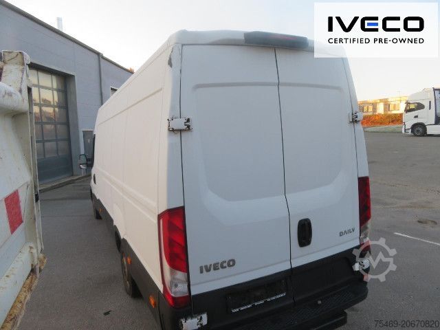 Furgoneta de caja alta IVECO 35S16A8V / EURO-6 / Hi-Matic / Klima