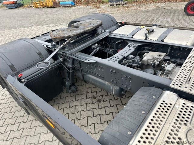 Unit traktor standar MERCEDES-BENZ Actros 1848 / Retarder / Big Space