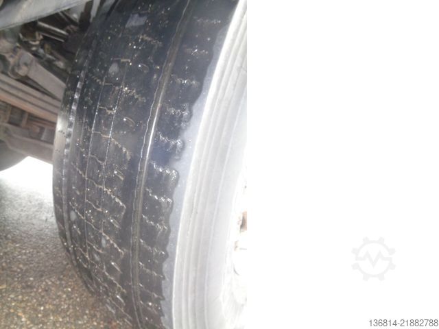 专用卡车 VOLVO FH420 8x4 BB Spitzer Silo 23 cbm VEB EU5