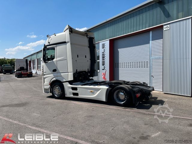 大容量トラクターユニット MERCEDES-BENZ Actros 1845 Mega*Big Space*Side Guard*DTCO4.1*
