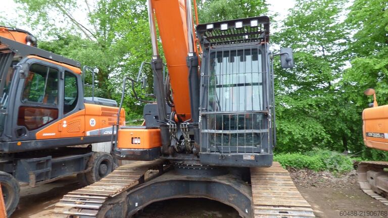 液压履带式挖掘机 DOOSAN CRAWLER EXCAVATOR DX 235 LC-5