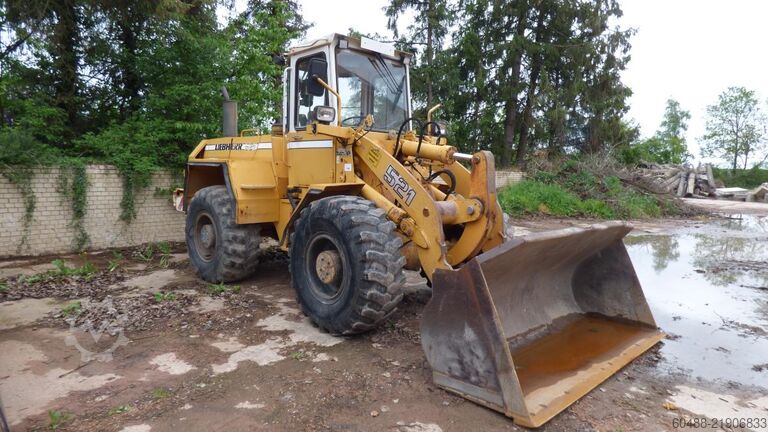 Nakladalnik LIEBHERR E 521