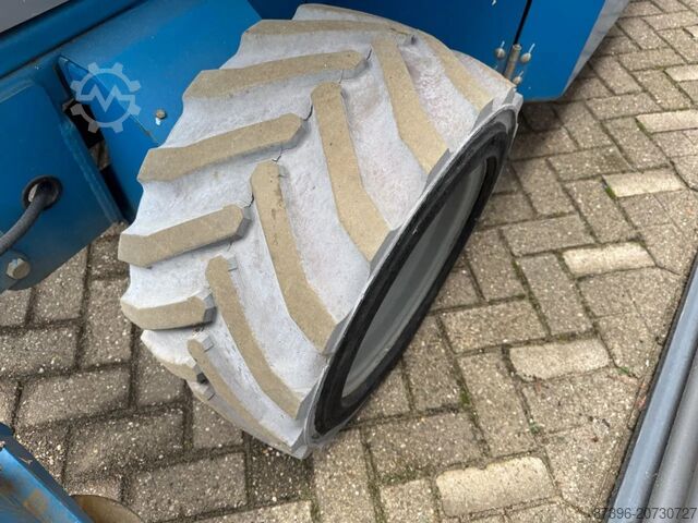 剪刀式电梯 Genie GS3369DC Hoogwerker Schaarhoogwerker