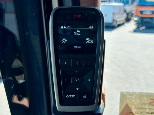 Camión portacontenedores de gancho VOLVO FH 750 6x2 VDL S30 LEDER*TOUCH*ICOOL*NAVI*CAM*LE