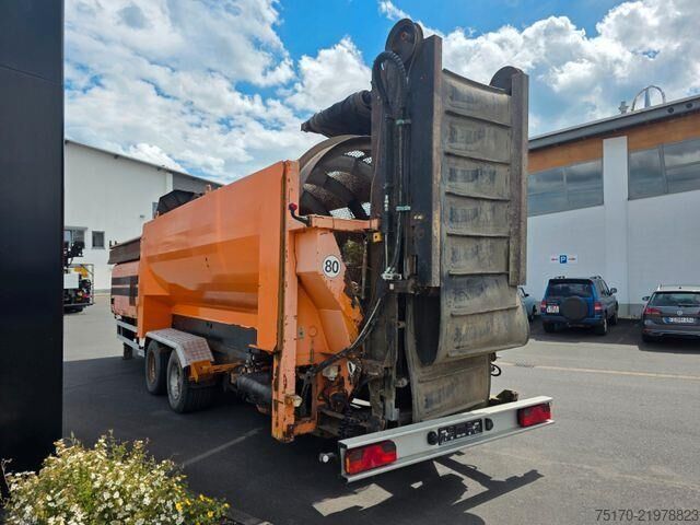 Mesin pembinaan Doppstadt SM 620 Profi / 15.320h / 2005