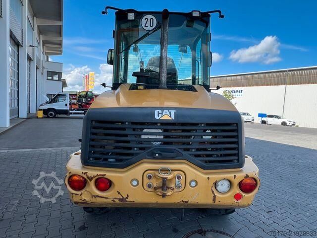 Chargeuse CAT 908M / 1.554h / Gabel / Schaufel