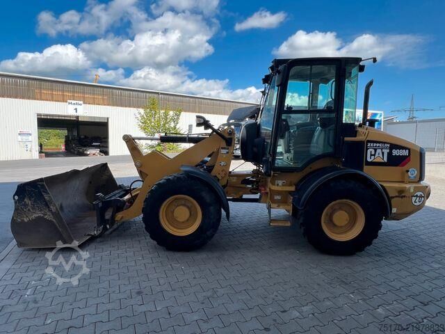 Chargeuse CAT 908M / 1.554h / Gabel / Schaufel