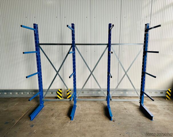 Kragarmregal ca. 3,15 lfm. Kragarmregal mit Fachböden H: 250cm 140 kg/Arm META Multistrong