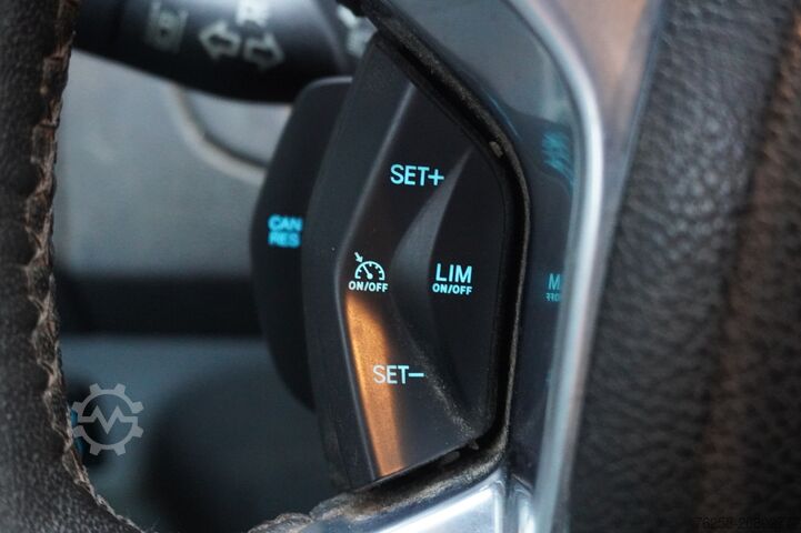 लोडिंग प्लेटफार्म Ford Transit 2.0 TDCI 170PK Dubbel lucht Openlaadbak...