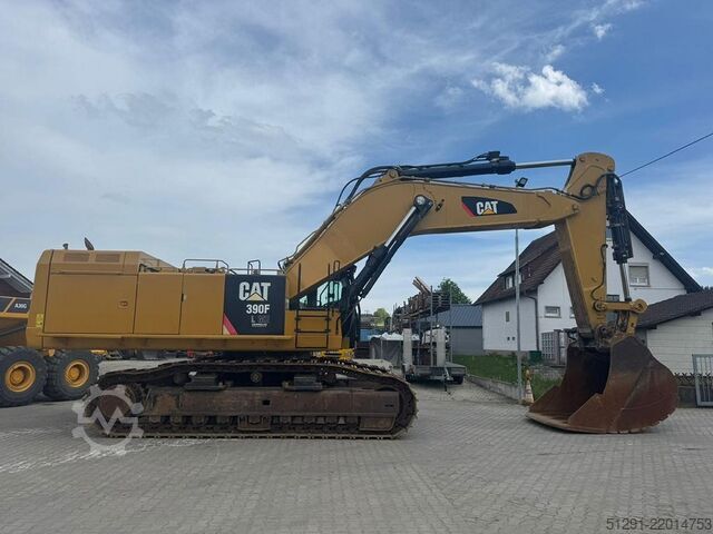 Máy xúc bánh xích Caterpillar 390FL ME