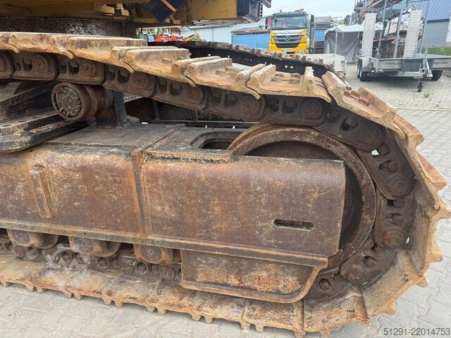 Máy xúc bánh xích Caterpillar 390FL ME