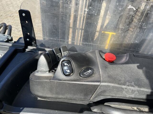 Hyster R1.4