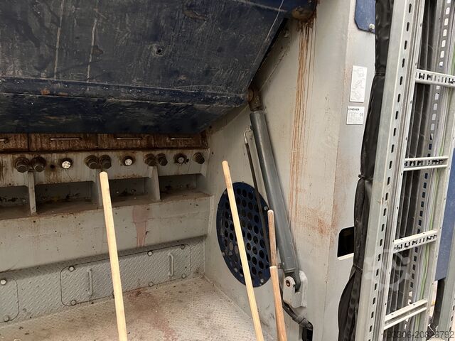 Eenschachts shredder Lindner Jupiter 3200