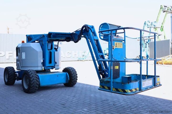 Plataforma de trabajo telescópica articulada Genie Z34/22 Diesel, 4x4 Drive, 12.6m Working Height, 6.