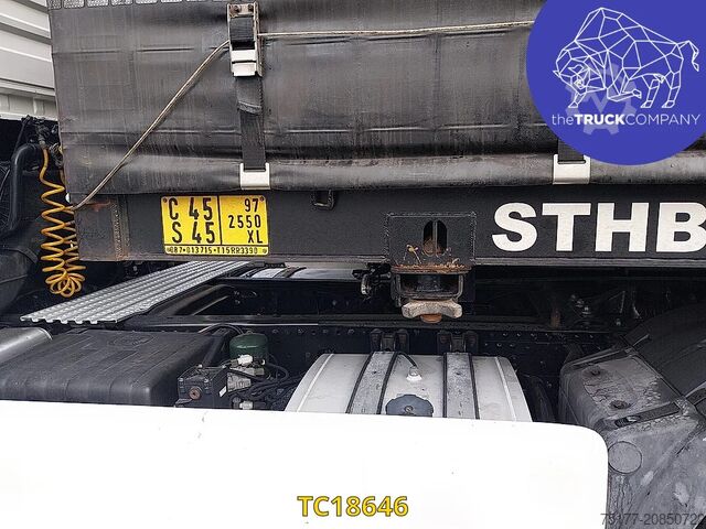 Container transportation Hoet Trailers + Caisse Libner 2018