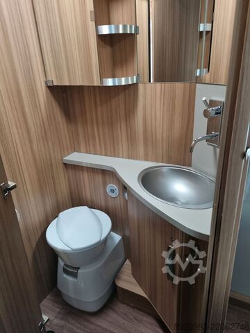 Caravan/camper Knaus TI700