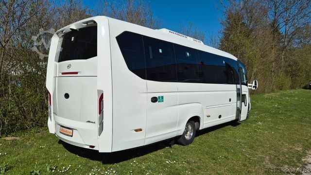 मिनिबस IVECO 2x Daily 70 Lagerfahrzrug Ferqui Sunrise 2,5 m B