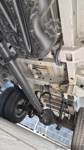 高顶厢式货车 MERCEDES-BENZ Sprinter III Kasten  519 CDI RWD 4x 4 Allrad