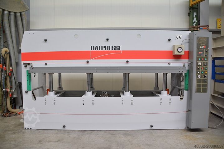 Prasa do forniru Italpresse BX8 3500x1300