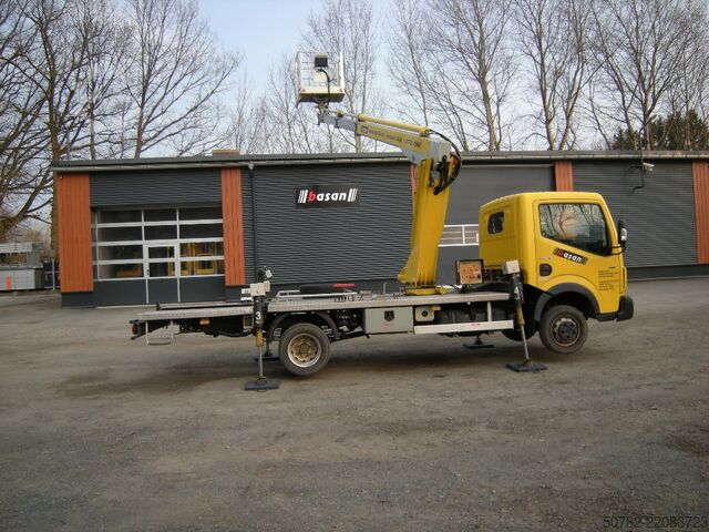 Lança telescópica Renault Maxity mit Multitel 160 Alu DS