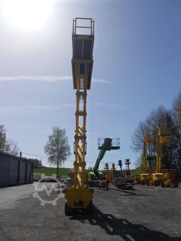 škarjasto dvigalo Holland Lift HL190E12
