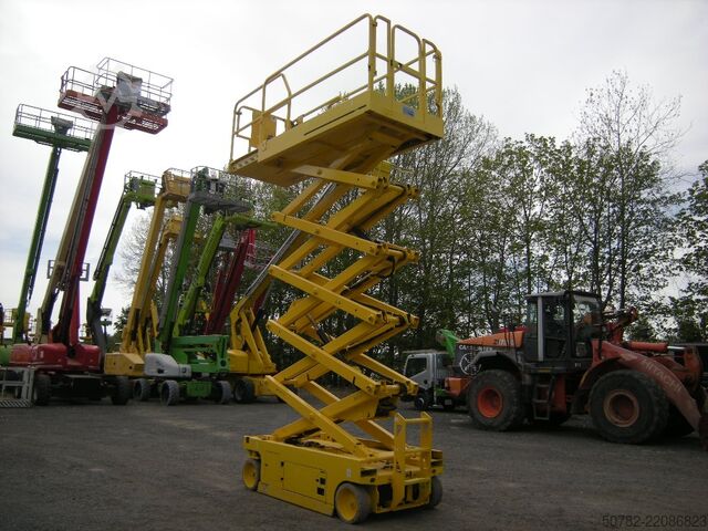 Podnośnik nożycowy Genie GS 3246 (ID3973)
