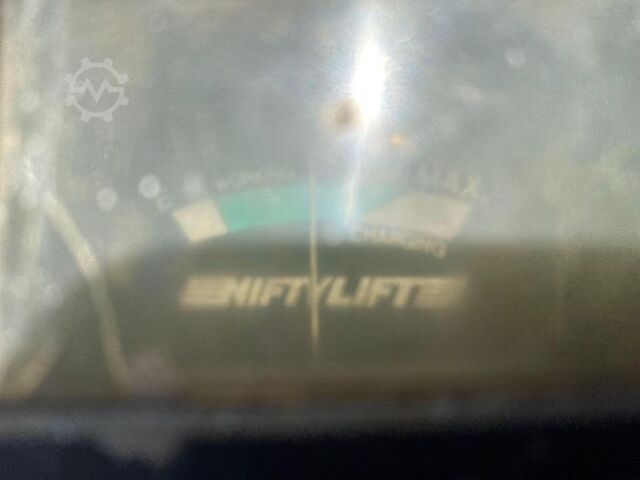 Mafsallı bomlu kaldırma Nifty HR12NE