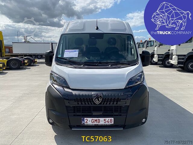 Furgonetă Peugeot Boxer