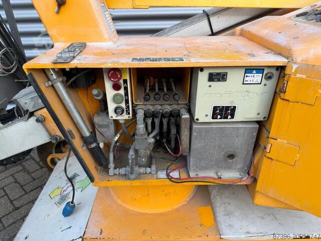 Plate-forme de travail télescopique articulée Niftylift HR12NE Hoogwerker Knikarmhoogwerker