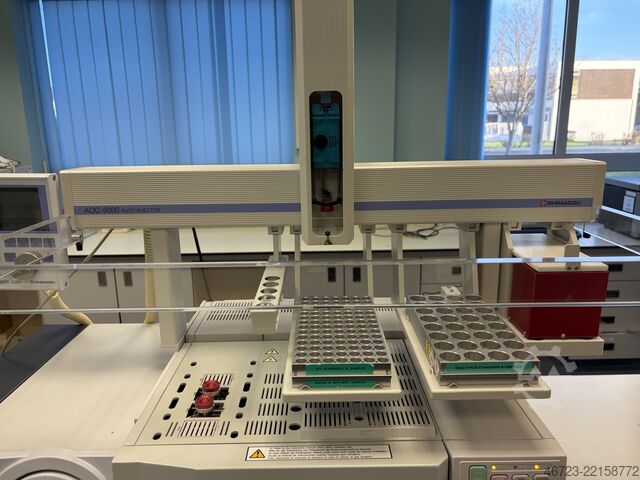 Plinski kromatograf z masnim spektrometrom Shimadzu GC-2010 PLUS / GCMS-QP2020 / AOC-5000