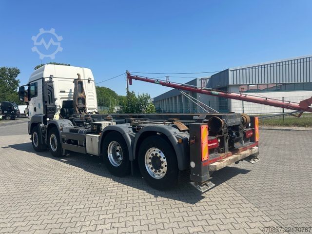 Roll-off-kippi kuorma-auto MAN TGS 35.460 / 8x2-6 / Silo / Gergen **2 x Stück**