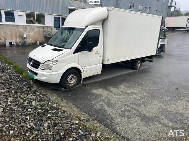 Matkalaukku Mercedes-Benz Varebil