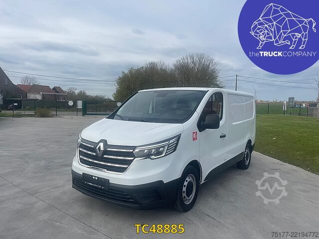 Slēgtais furgons Renault Trafic Trafic 3 150.30 EDC6 L1H1