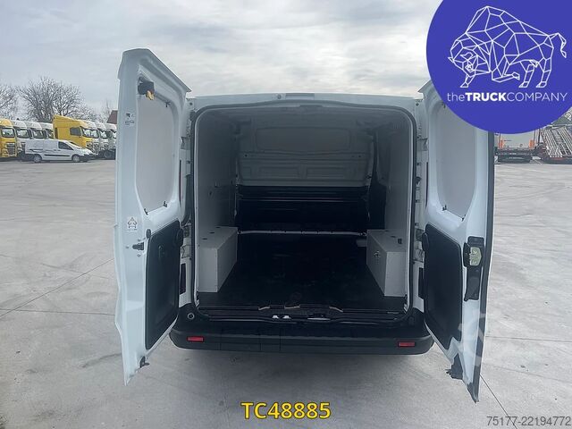 Slēgtais furgons Renault Trafic Trafic 3 150.30 EDC6 L1H1