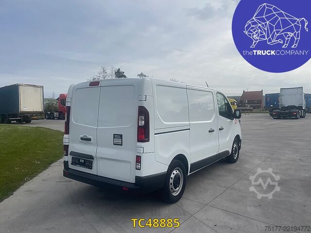 Slēgtais furgons Renault Trafic Trafic 3 150.30 EDC6 L1H1