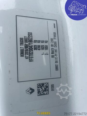 Slēgtais furgons Renault Trafic Trafic 3 150.30 EDC6 L1H1