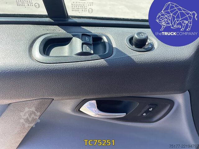Pasažieru transports Ford Transit Transit kombi 130.35 9 places