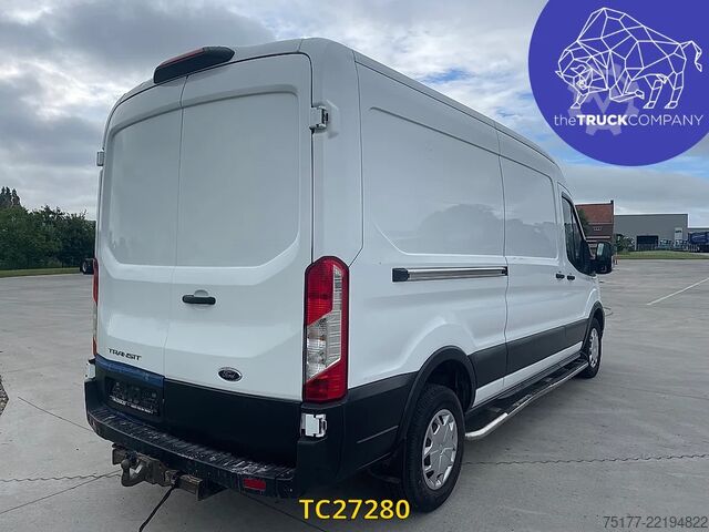 Slēgtais furgons Ford Transit