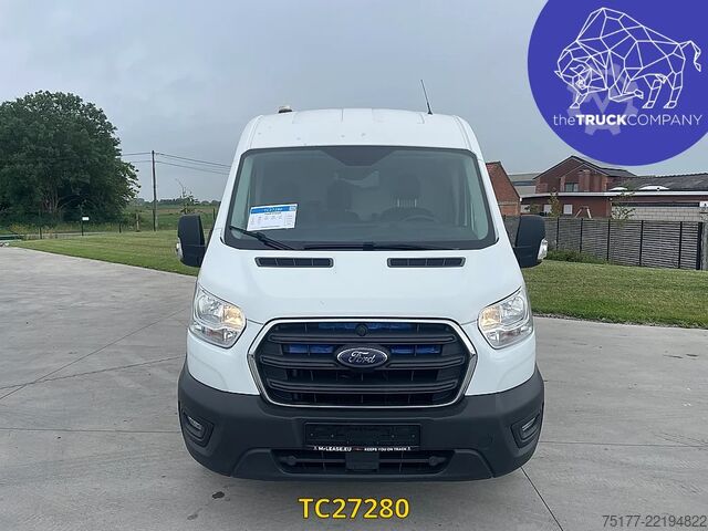 Slēgtais furgons Ford Transit