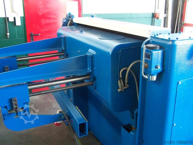 Gunting plat hidrolik + mesin bending ayun LOTZE T 1000 / 5,5