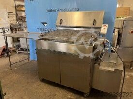 Máy chiên tự động - 60 bánh donut JUFEBA WW-GWX 20A
