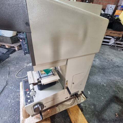 Profile projector Mitutoyo PJ 300
