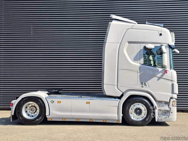 Venjulegur SZM Scania R770 V8 4x2 / PARKING COOLER / 2 TANKS / PTO / ...