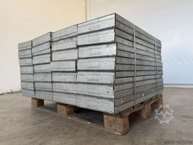 High-bay warehouse steel panels shelf SSI Schäfer / f. Rahmentiefe 950mm Rahmenprofil: ca. 300 x 40 x 20 mm