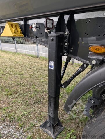 Sklápěcí návěs Schwarzmüller 3-Achs Stahlkipper ca. 24 m³ - D21K0