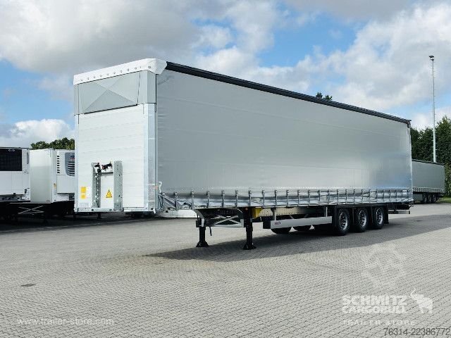 Semi-remorque bâchée Schmitz Cargobull Curtainsider Mega Getränke