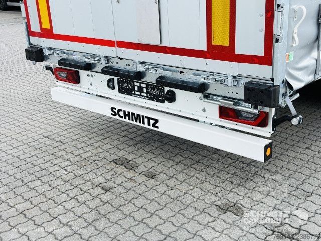 Semi-remorque bâchée Schmitz Cargobull Curtainsider Mega Getränke