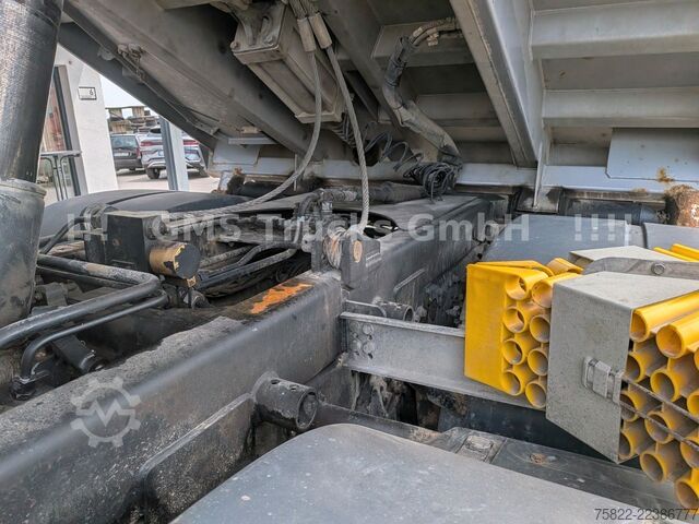 Camión volquete trilateral MAN TGS 33.500 / Manual /Meiller BORDMATIK/WENIG KM
