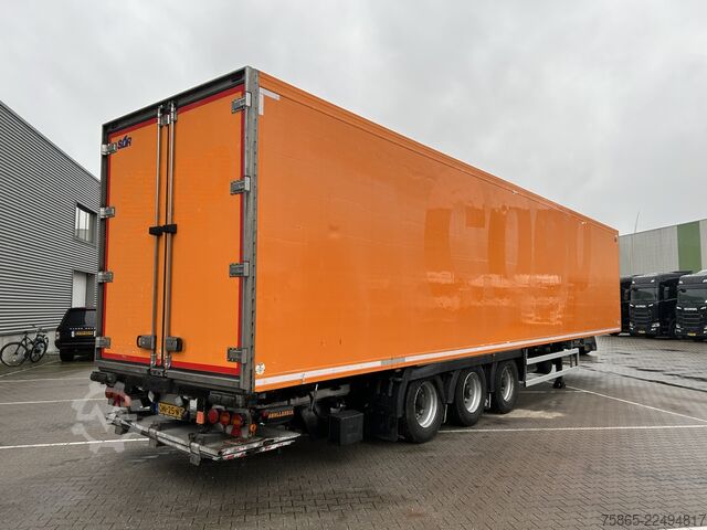 Hladnjača i zamrznuti transport SOR Iberica SOR-S3E / Carrier Vector 1550 / Frigo / Loadlif...